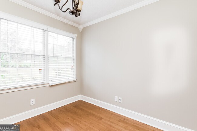 Building Photo - 150 Cedar Creek Ct