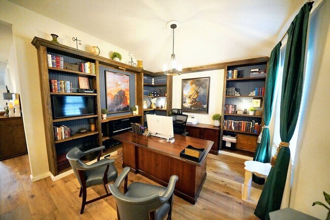 Building Photo - Upgraded Single-Story Home in the Desirable Vista Ridge Subdivision - Realtor Commission: $600