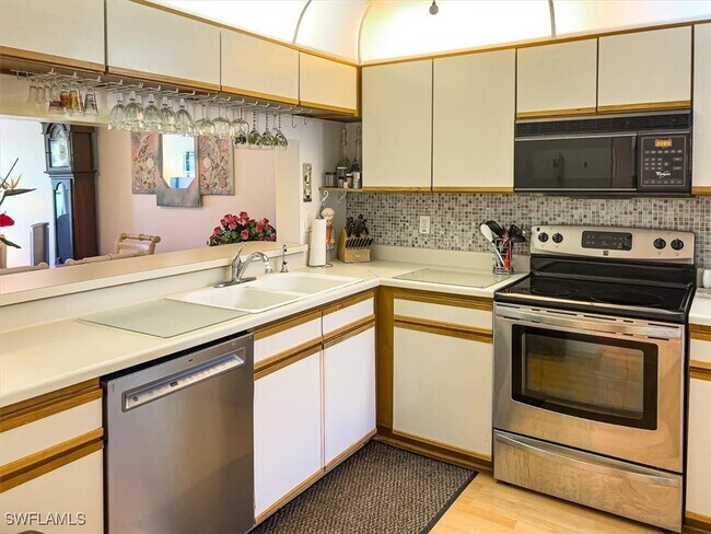 Building Photo - 244 Pebble Beach Cir
