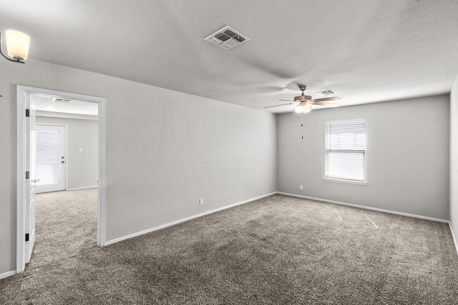 Building Photo - 12352 Stansbury Dr