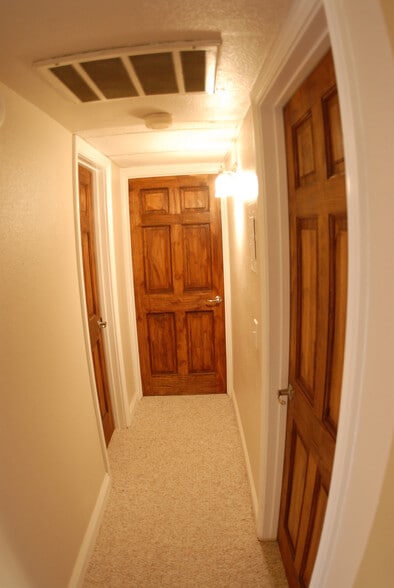 Hall Beautiful Oak Hardwood Doors - 4705 Kester Ave