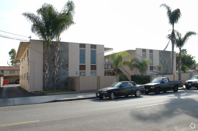 Building Photo - Pride of Ownership - East Costa Mesa