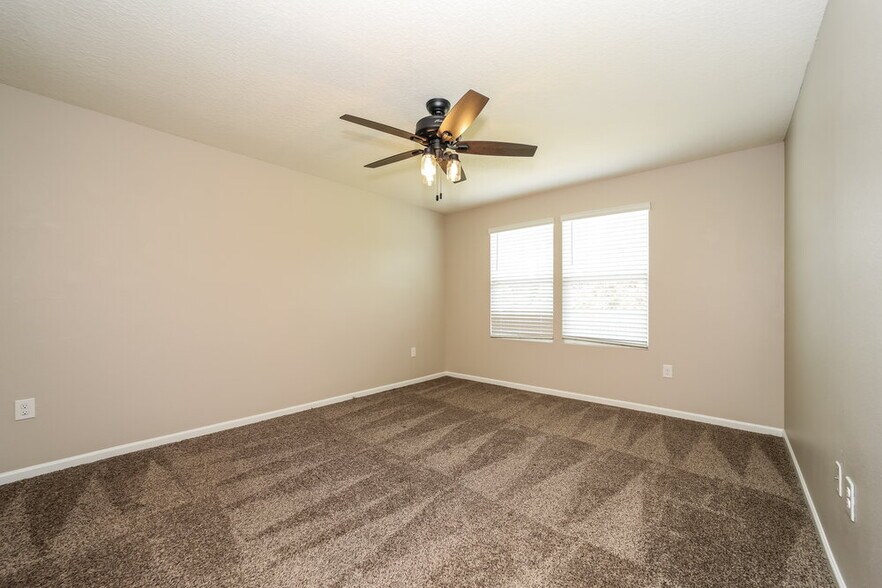 Building Photo - 3586 Derby Forest Dr