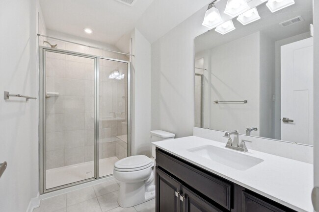 Building Photo - 5714 Richmanor Terrace