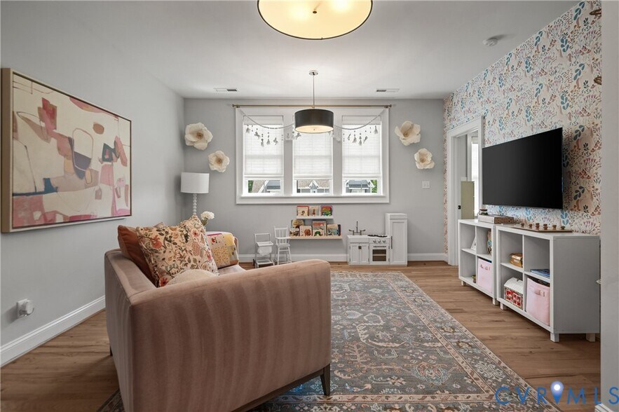 Building Photo - 3618 Graythorne Dr