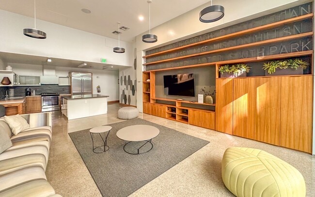 Building Photo - Live Above the Action — 14th-Floor ICON Condo with Petco Park Views