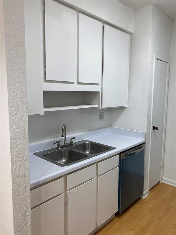 Building Photo - 10053 Westpark Dr