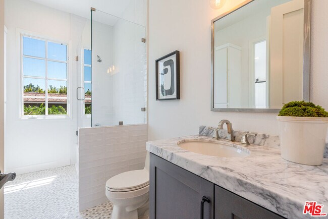 Building Photo - 11797 Chaparal St