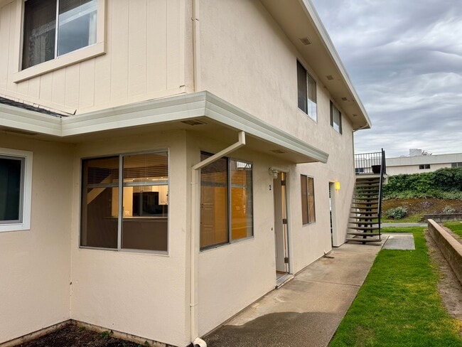 Building Photo - Cozy condo in Auburn