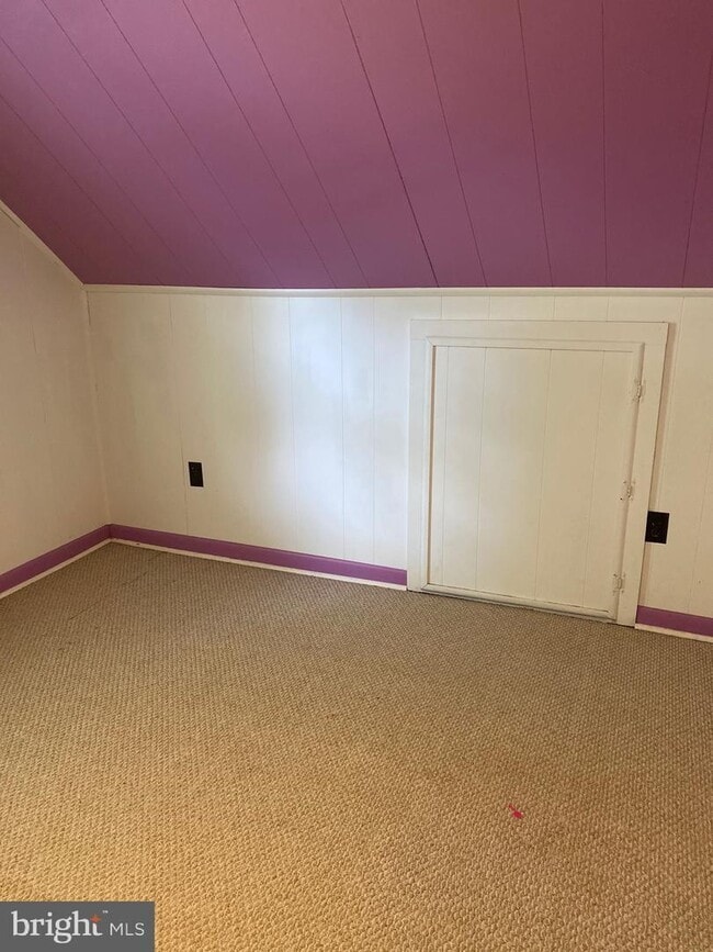 Building Photo - 1009 Tyler Ave