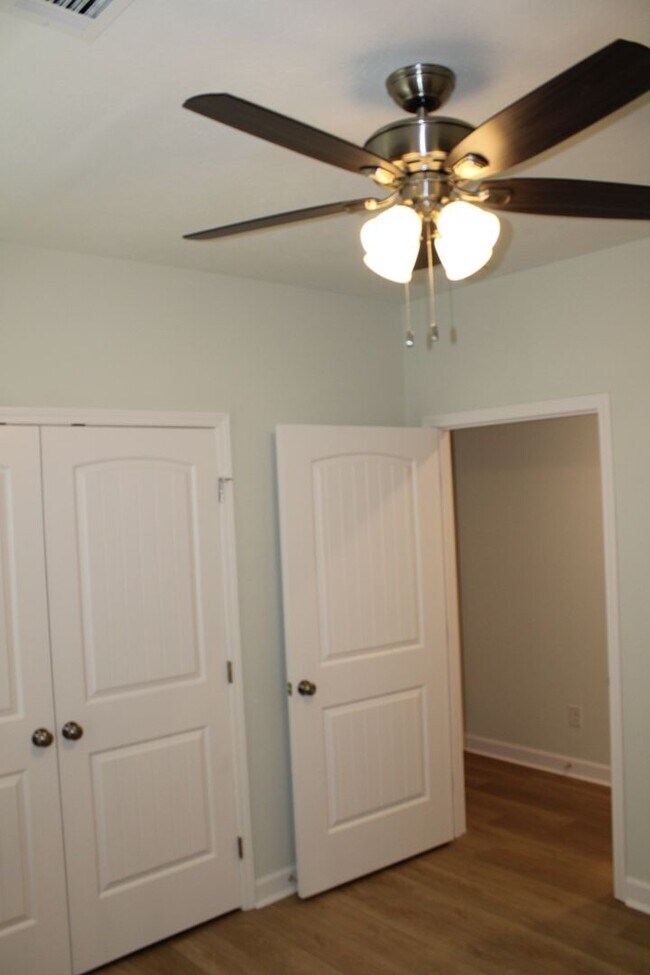 Building Photo - New 3 Bedroom 2 Bath Grovetown