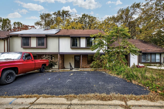 Building Photo - 5403 Doral Dr