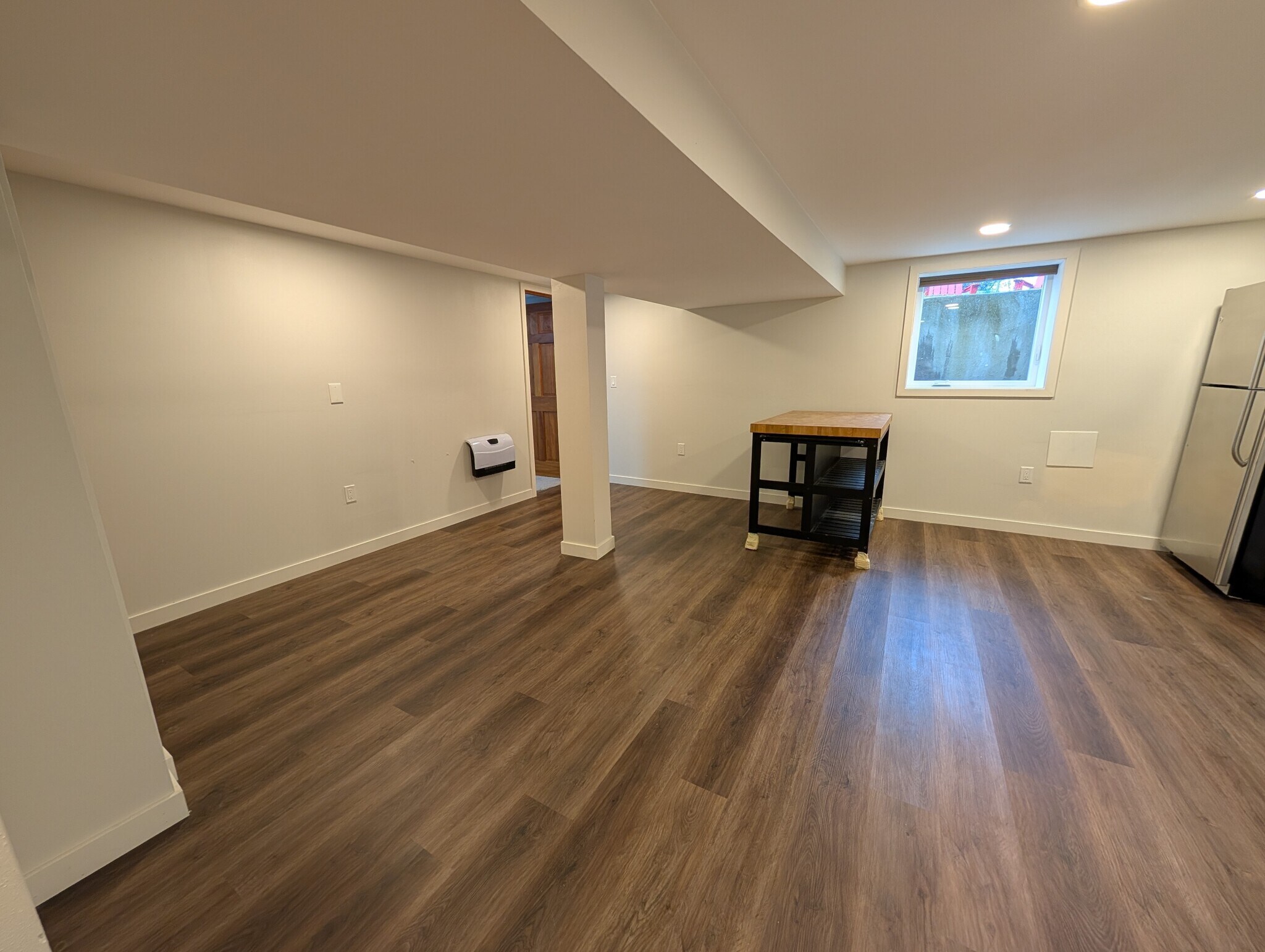 Building Photo - 5936 34th Ave SW