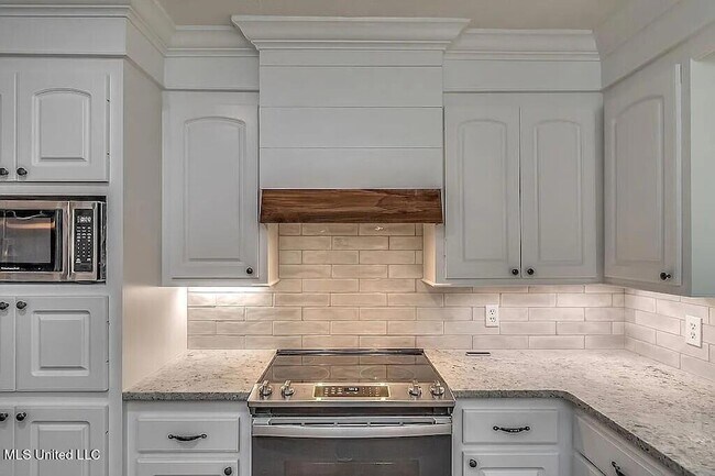 Building Photo - 132 Whippoorwill Rd