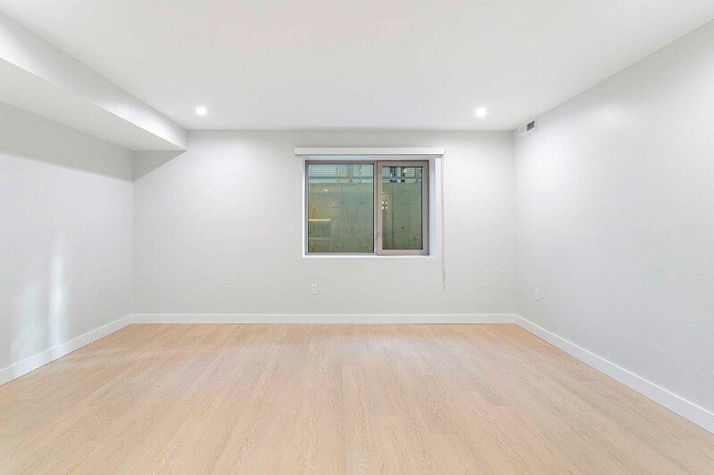 Building Photo - 1224 M St NW