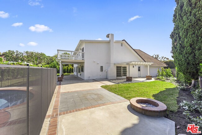 Building Photo - 15151 Marne Cir