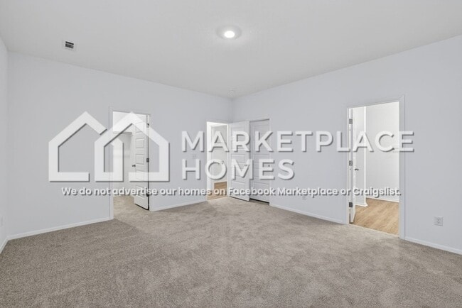 Building Photo - 2644 E Gila Wy