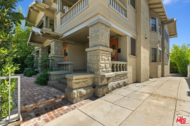 Building Photo - 1140 Lemoyne St