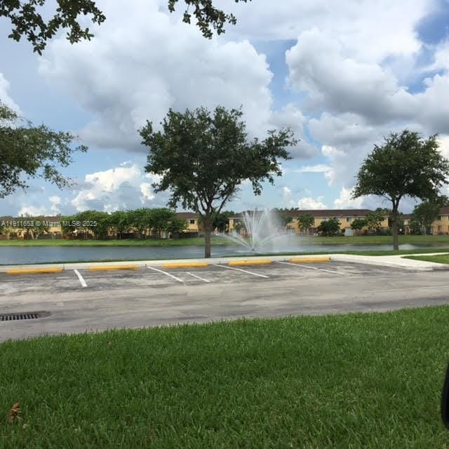 Building Photo - 1536 SE 25th St