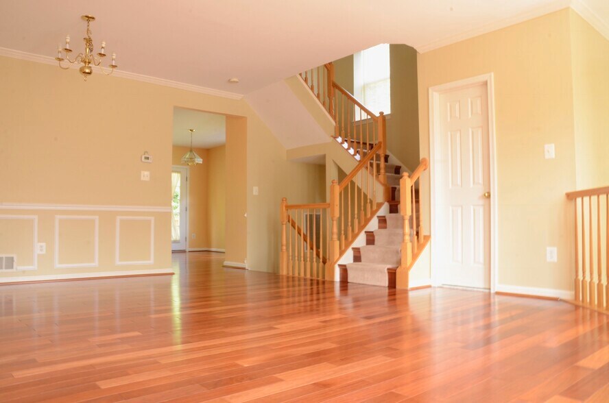 Building Photo - 12250 Winscombe Ter