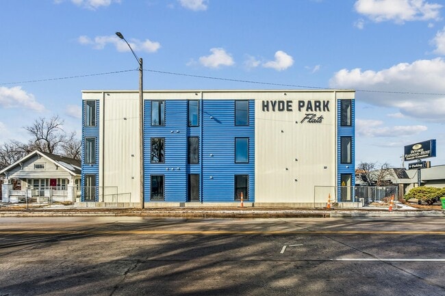 Building Photo - BRAND NEW ONE BEDROOM APARTMENT AT HYDE PARK FLATS AVAILABLE NOW!