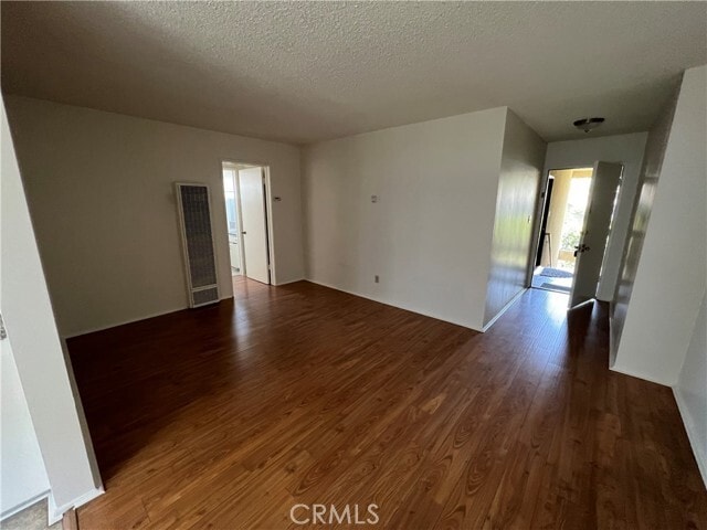 Building Photo - 387 N Mentor Ave