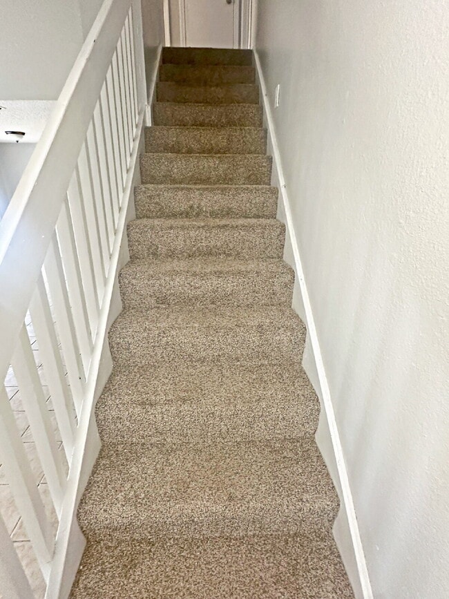 Building Photo - 7508 Oak Chase