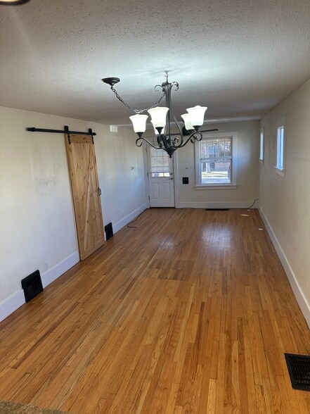 Building Photo - 3142 Quitman St