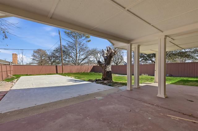 Building Photo - 242 W Cober Dr