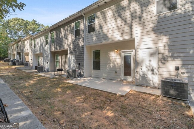 Building Photo - 4289 Arcadia Dr