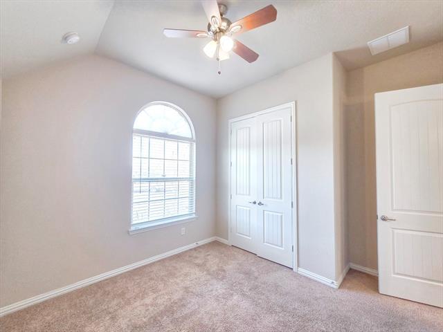 Building Photo - 355 Prairie Ridge Ln