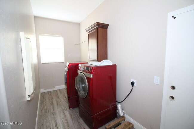 Building Photo - 3118 E Virgo Pl
