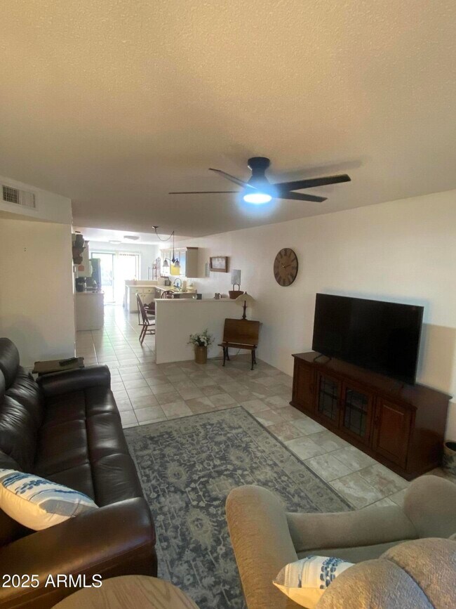Building Photo - 455 S Delaware Dr