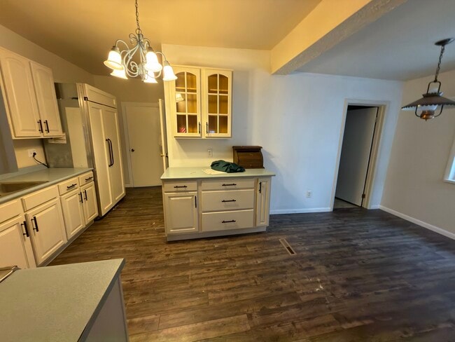 Building Photo - 202 Wesley St