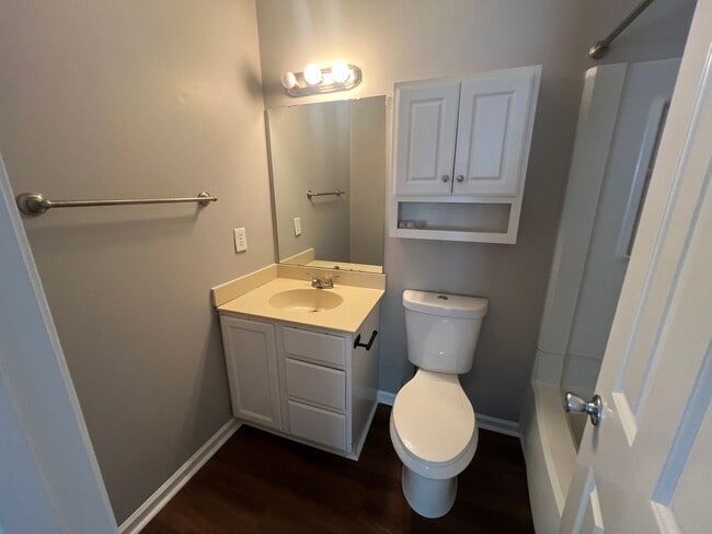 Building Photo - 4460 Roller Ct