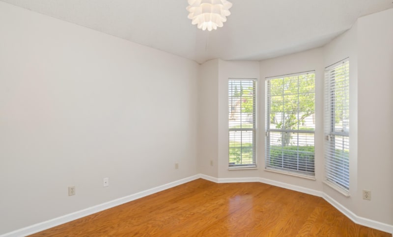 Building Photo - 1619 Chenoweth Cir