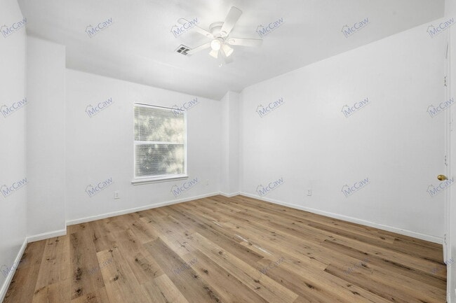 Building Photo - 3833 Tidball Dr