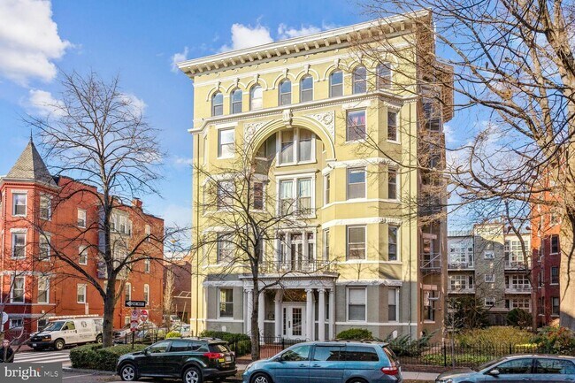 Building Photo - 1423 R St NW