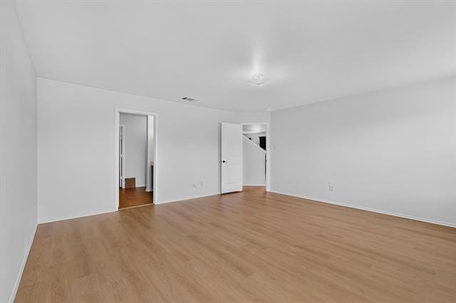 Building Photo - 2123 Meadow View Dr
