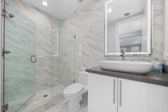 Building Photo - 1503 NE 2nd St