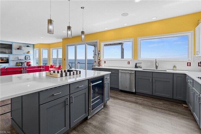 Building Photo - 115 Grandview Dr