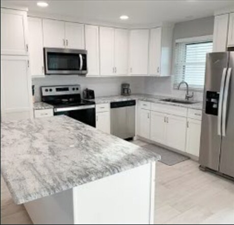 Kitchen - 9825 Harrell Ave