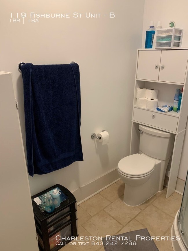 Building Photo - 119 Fishburne St