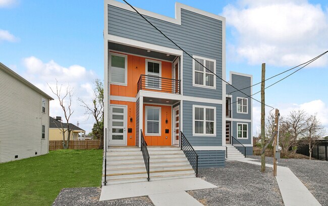 Building Photo - 9222 Edinburg st