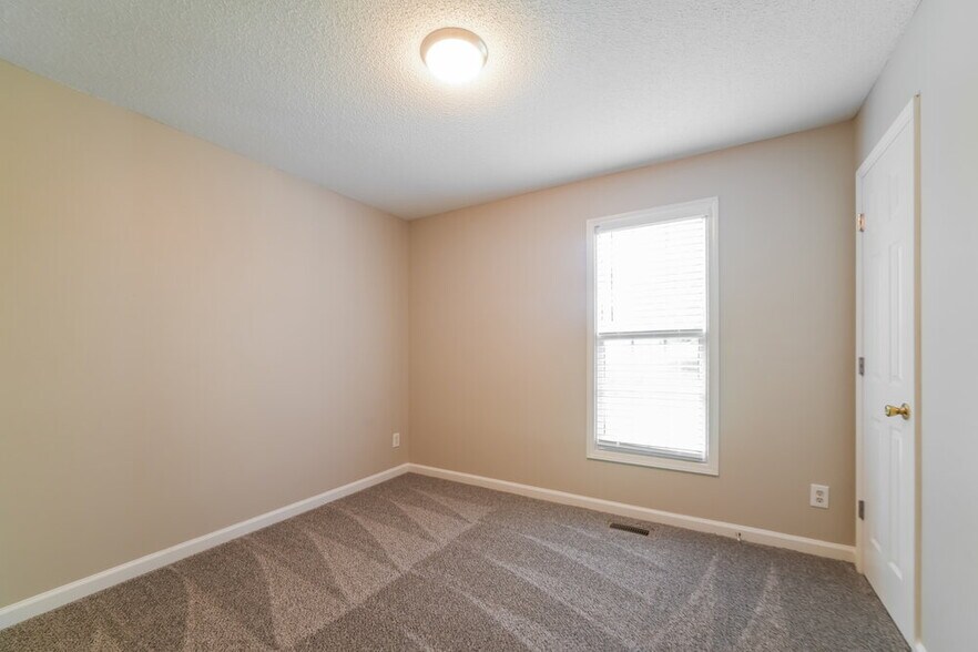 Building Photo - 8889 Timmons Cir