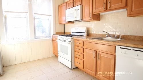 Primary Photo - 539 Cambridge St
