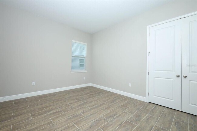 Building Photo - 10170 Ballast Dr