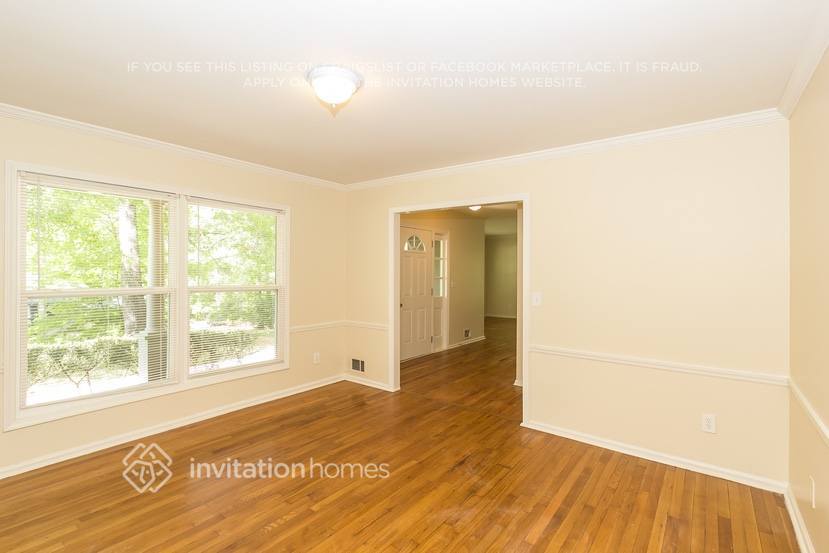 Building Photo - 5100 Greentree Trail
