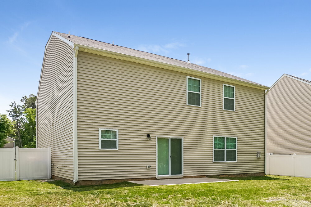 Building Photo - 117 Preakness Farm Dr