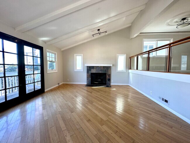 Building Photo - 1624 Havemeyer Ln